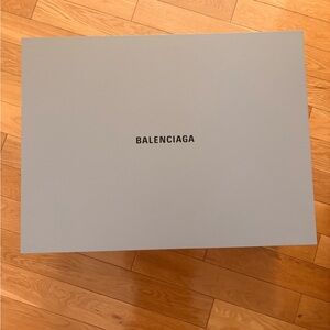 Balenciaga box